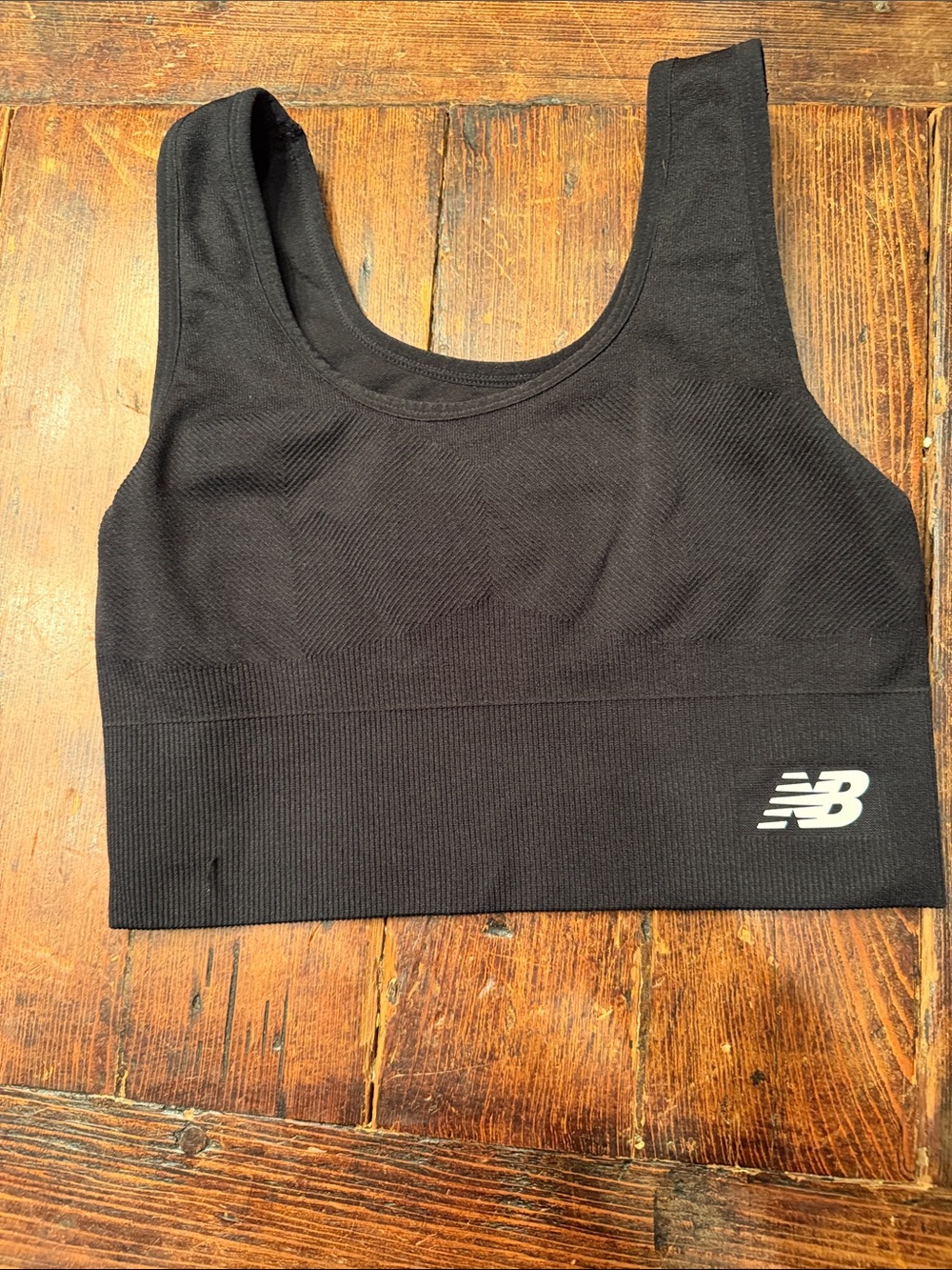 New Balance Black Seamless Athletic Sports Bra with NB Logo-Size S/P